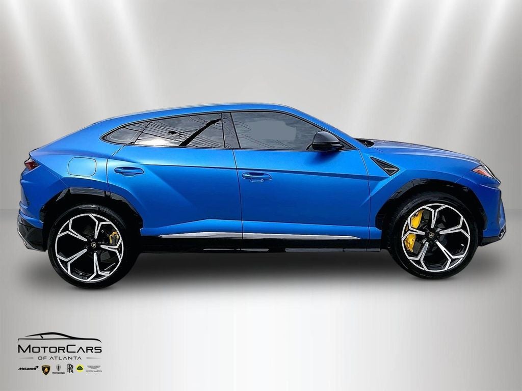 2020 Lamborghini Urus Base