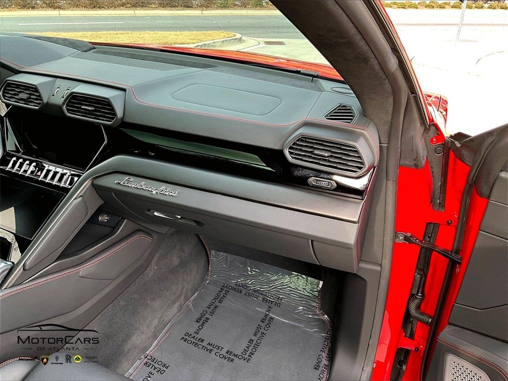 2023 Lamborghini Urus S