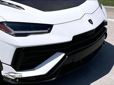2024 Lamborghini Urus Performante