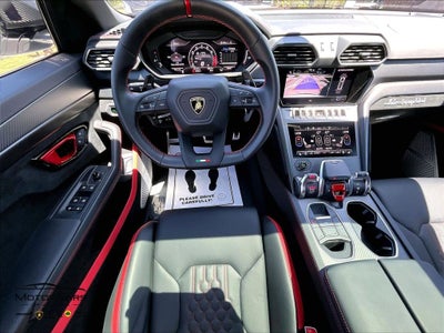 2024 Lamborghini Urus Performante