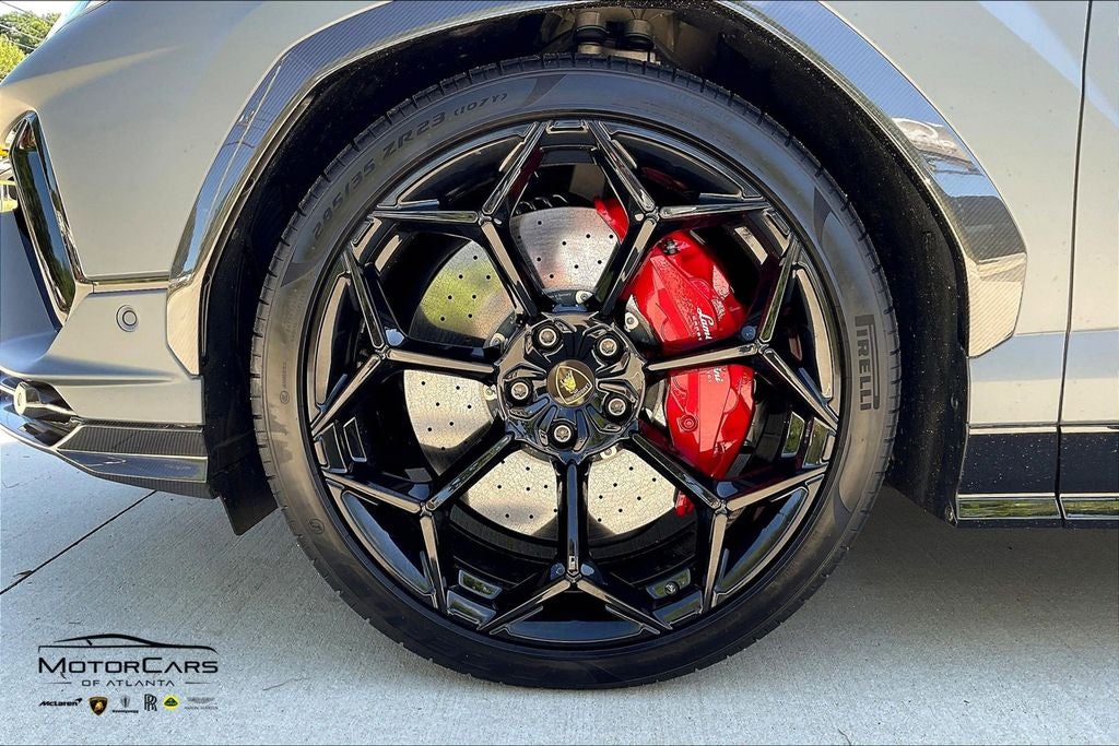 2024 Lamborghini Urus Performante