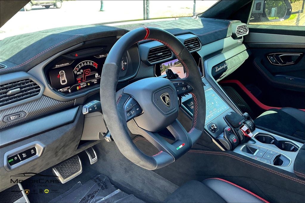 2024 Lamborghini Urus Performante