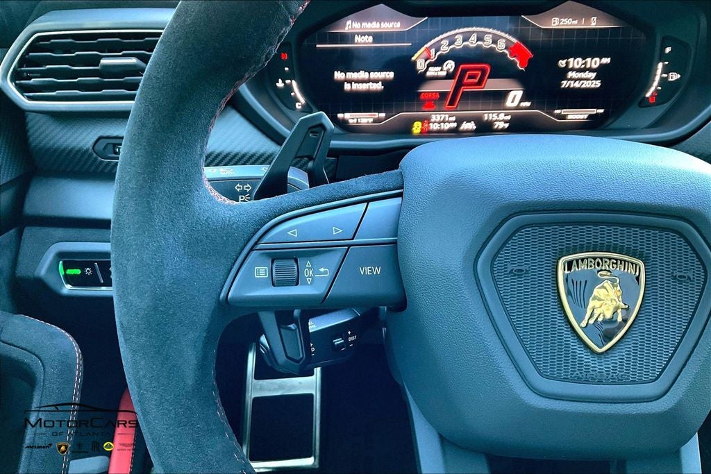 2024 Lamborghini Urus Performante