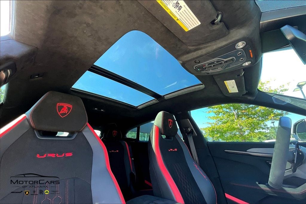 2024 Lamborghini Urus Performante