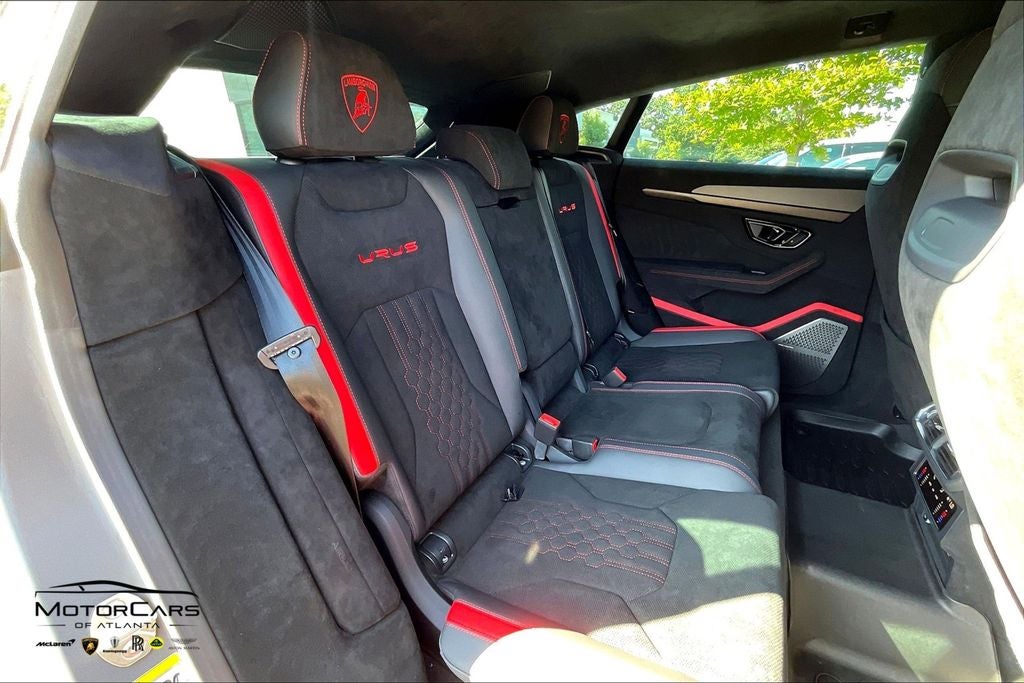 2024 Lamborghini Urus Performante