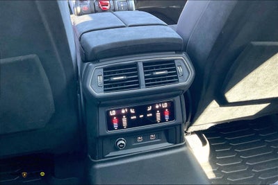 2024 Lamborghini Urus Performante