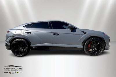 2024 Lamborghini Urus Performante