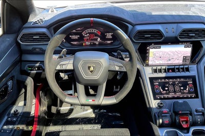 2024 Lamborghini Urus Performante