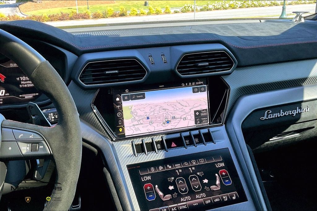 2024 Lamborghini Urus Performante