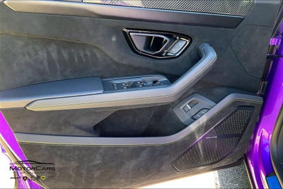 2023 Lamborghini Urus Performante