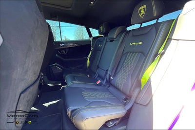 2023 Lamborghini Urus Performante
