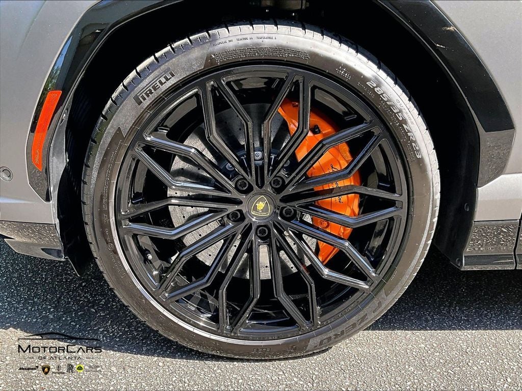 2025 Lamborghini Urus SE