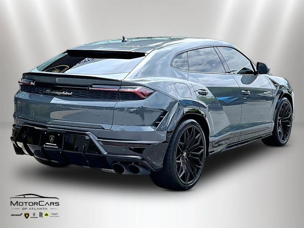 2025 Lamborghini Urus SE