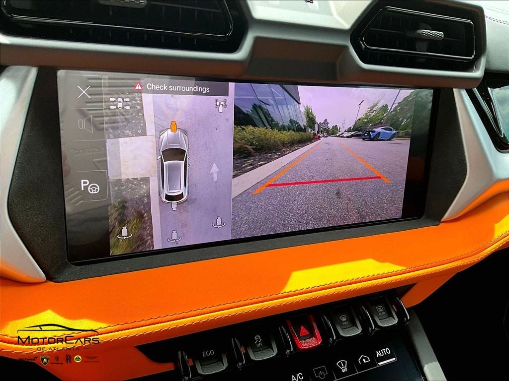 2025 Lamborghini Urus SE