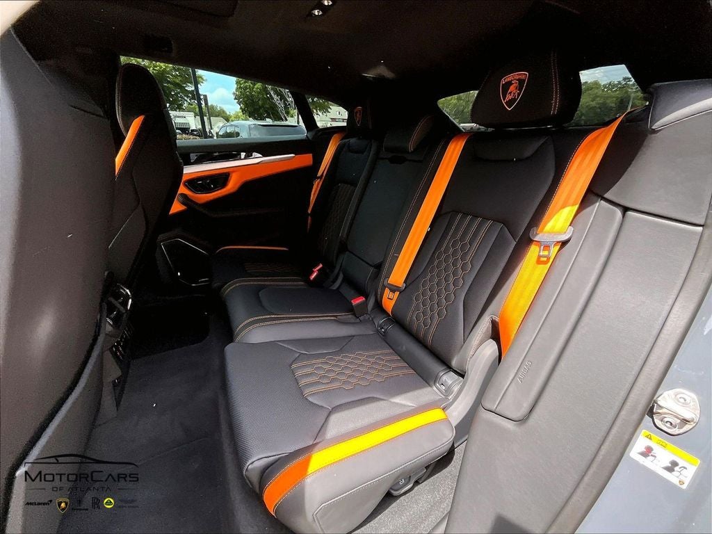 2025 Lamborghini Urus SE