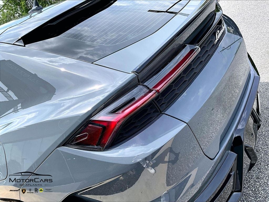 2025 Lamborghini Urus SE