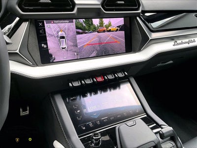 2026 Lamborghini Urus SE