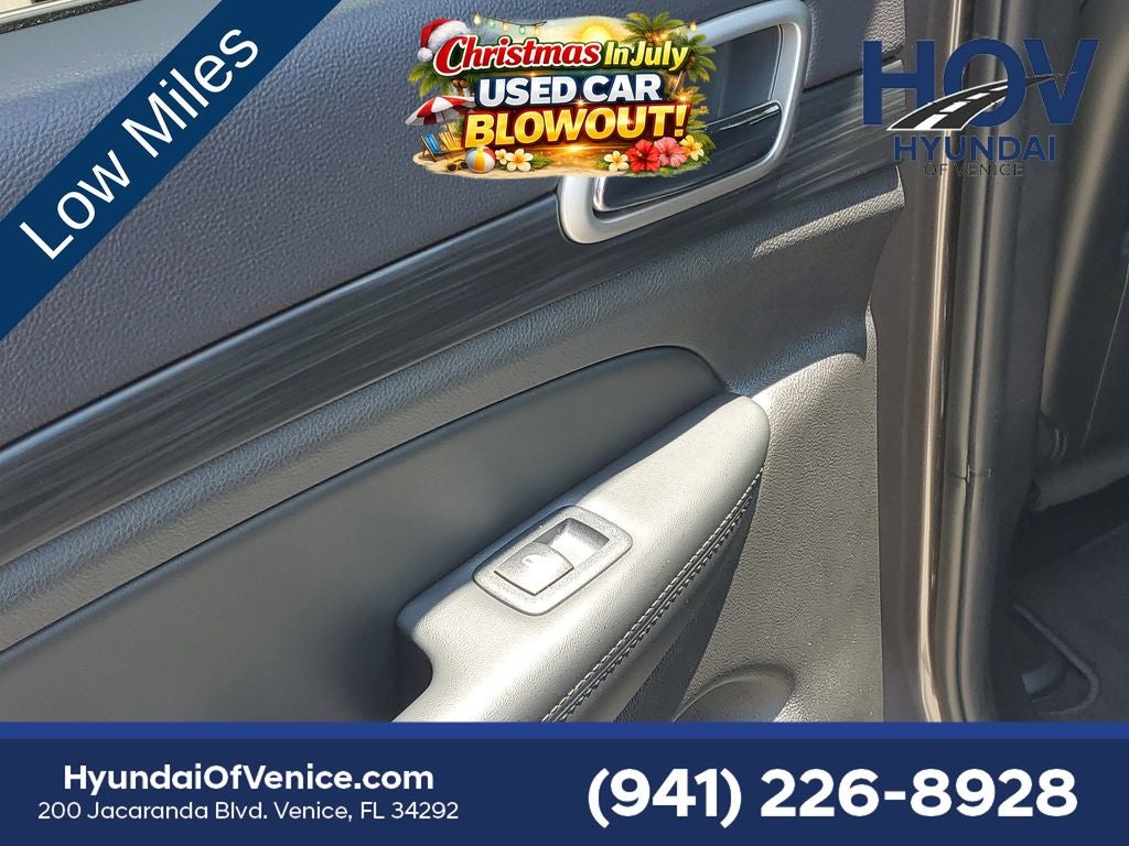 2019 Jeep Grand Cherokee Laredo E