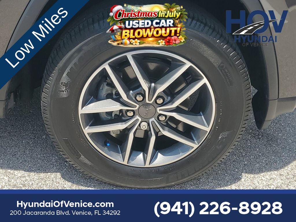 2019 Jeep Grand Cherokee Laredo E