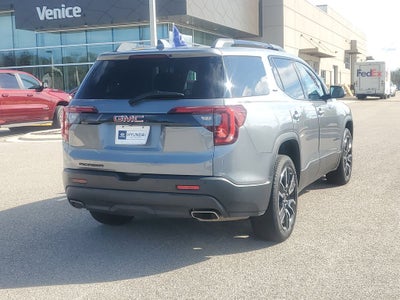 2021 GMC Acadia SLT