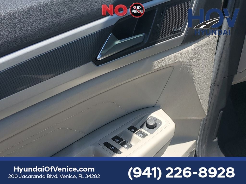 2023 Volkswagen Atlas 3.6L V6 SEL Premium R-Line