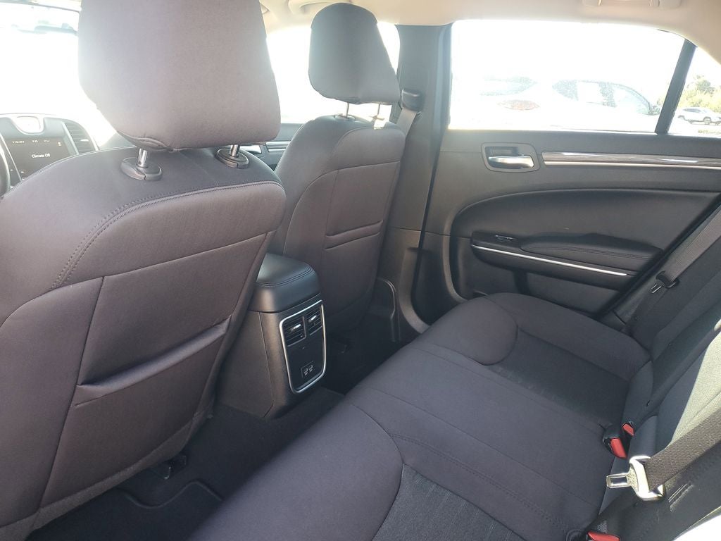 2022 Chrysler 300 Touring