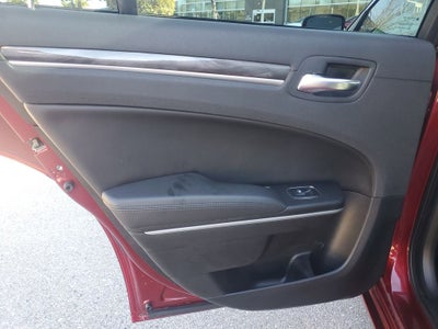 2022 Chrysler 300 Touring