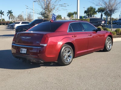 2022 Chrysler 300 Touring