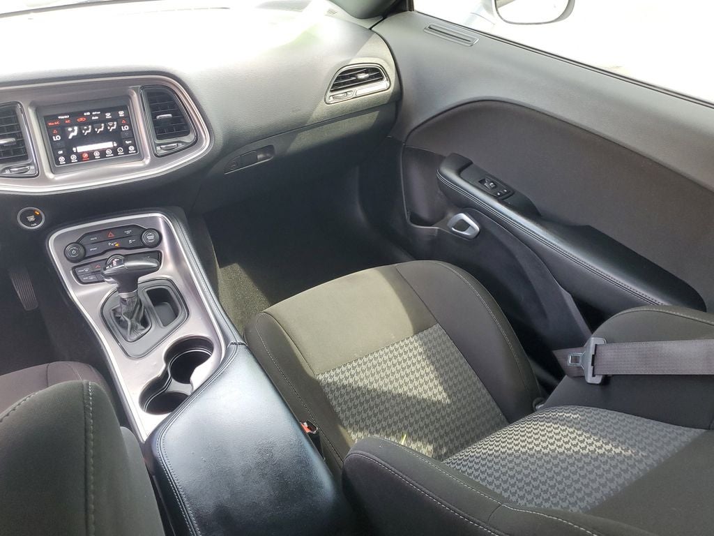 2021 Dodge Challenger R/T Black Top