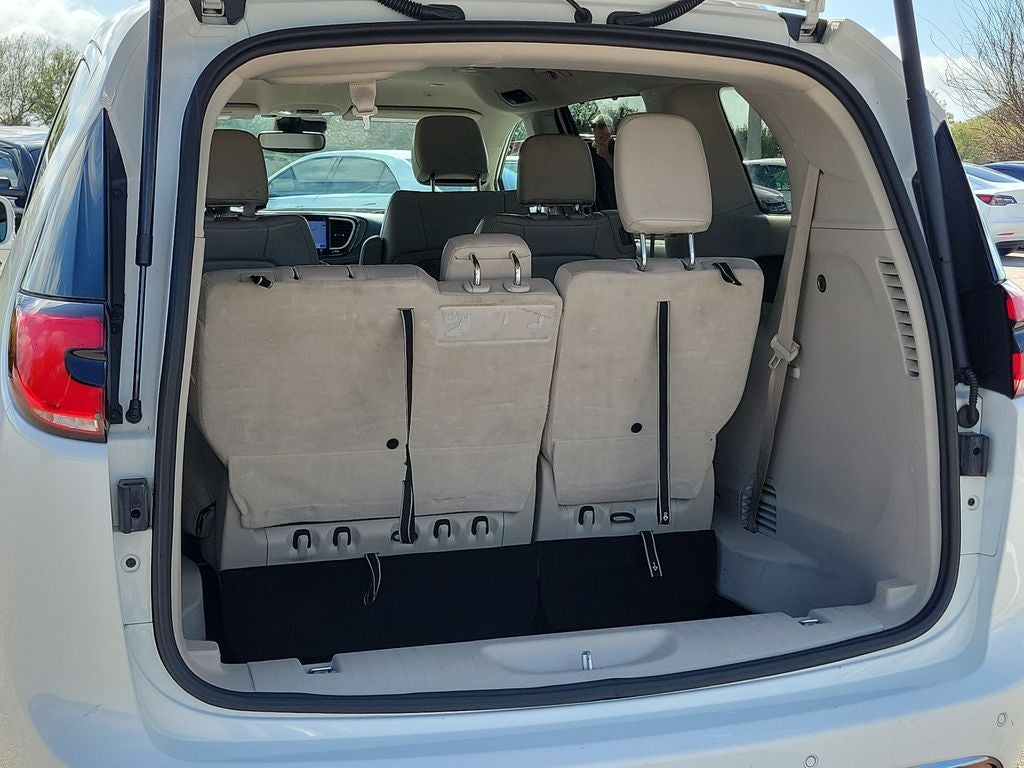 2021 Chrysler Pacifica Touring L