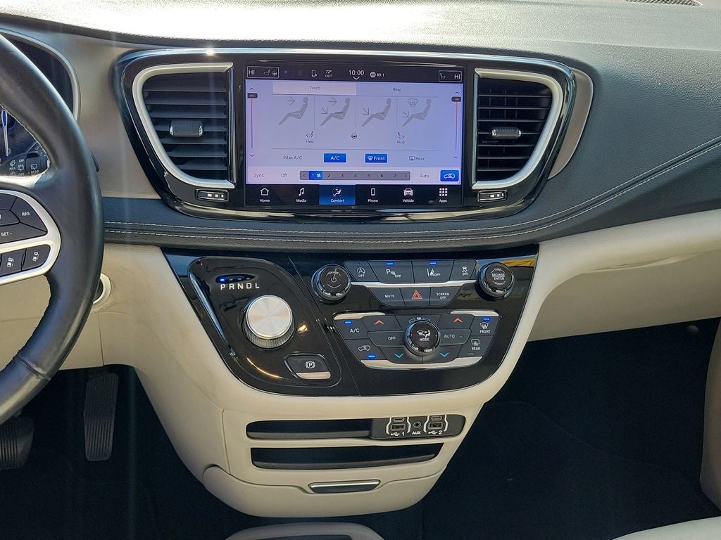 2021 Chrysler Pacifica Touring L