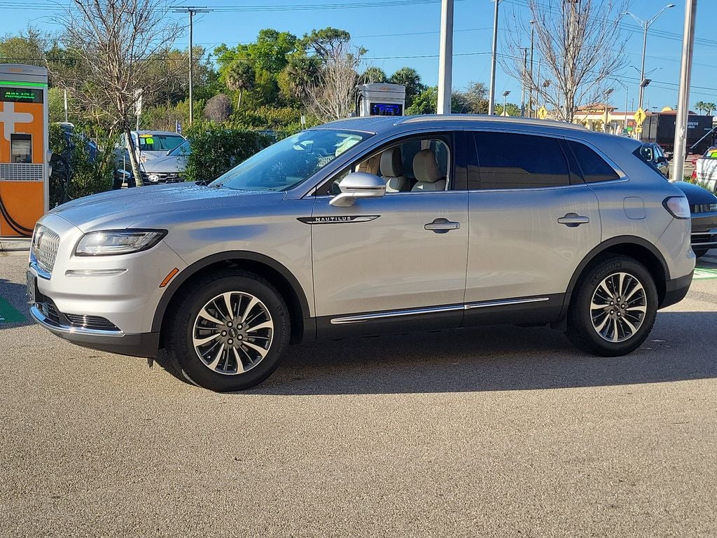 2023 Lincoln Nautilus Standard