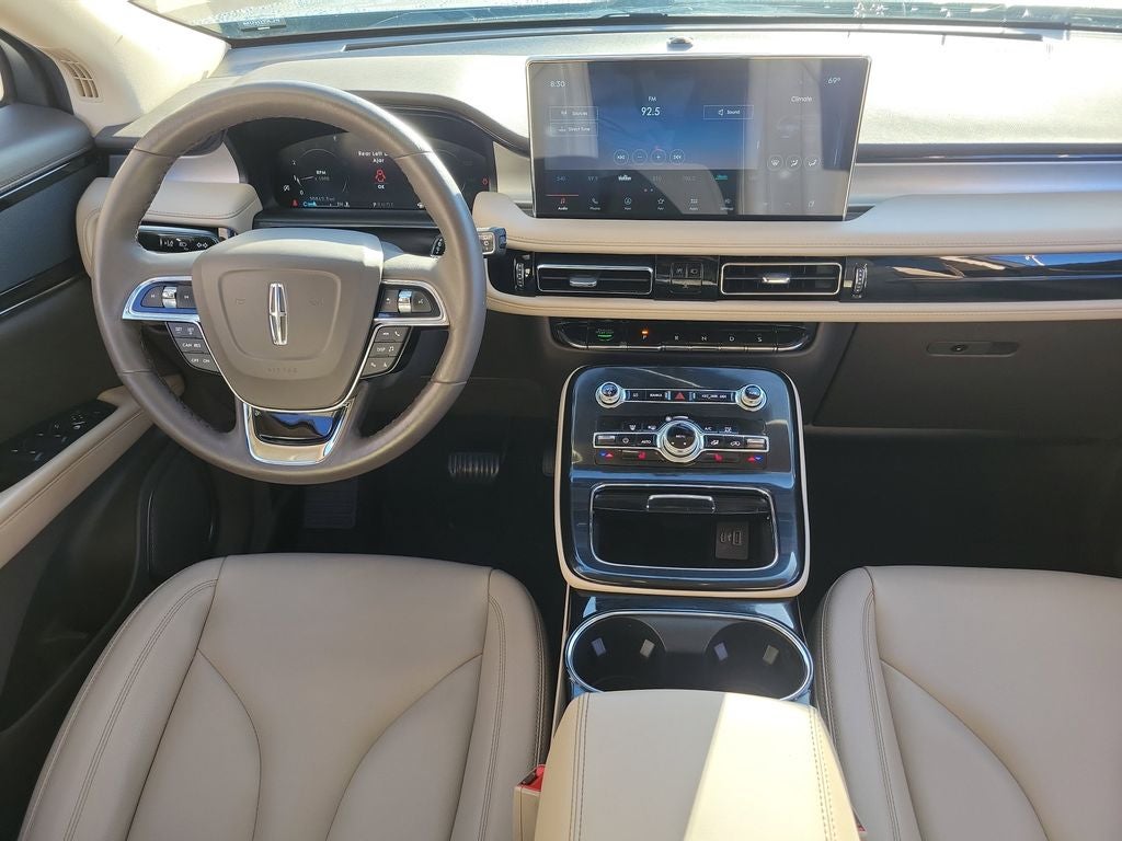 2023 Lincoln Nautilus Standard