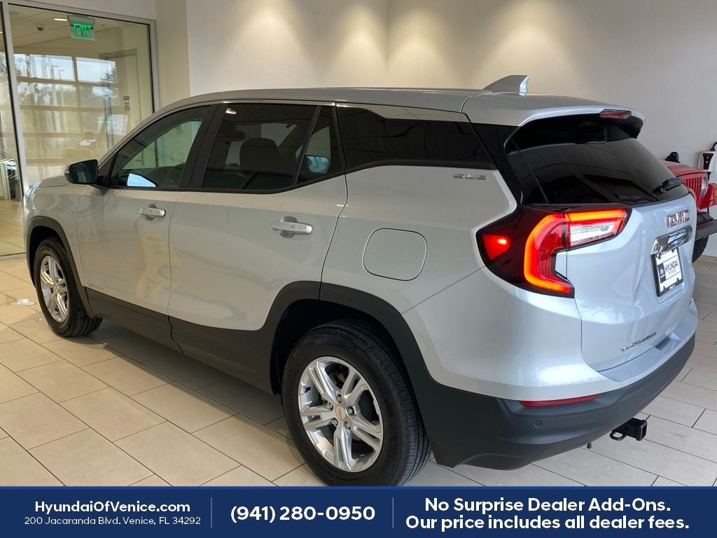 2022 GMC Terrain SLE