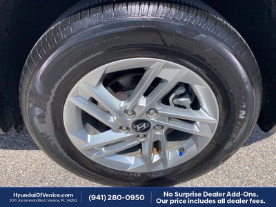 2025 Hyundai Tucson SE