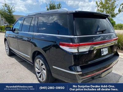 2022 Lincoln Navigator L Reserve