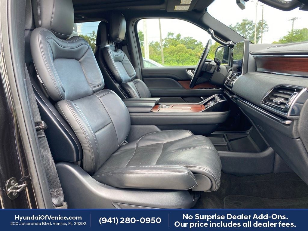 2022 Lincoln Navigator L Reserve