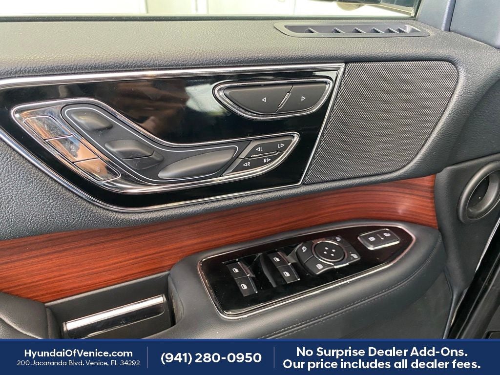 2022 Lincoln Navigator L Reserve