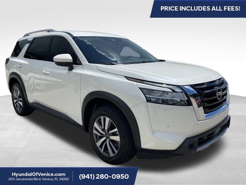 2024 Nissan Pathfinder SL