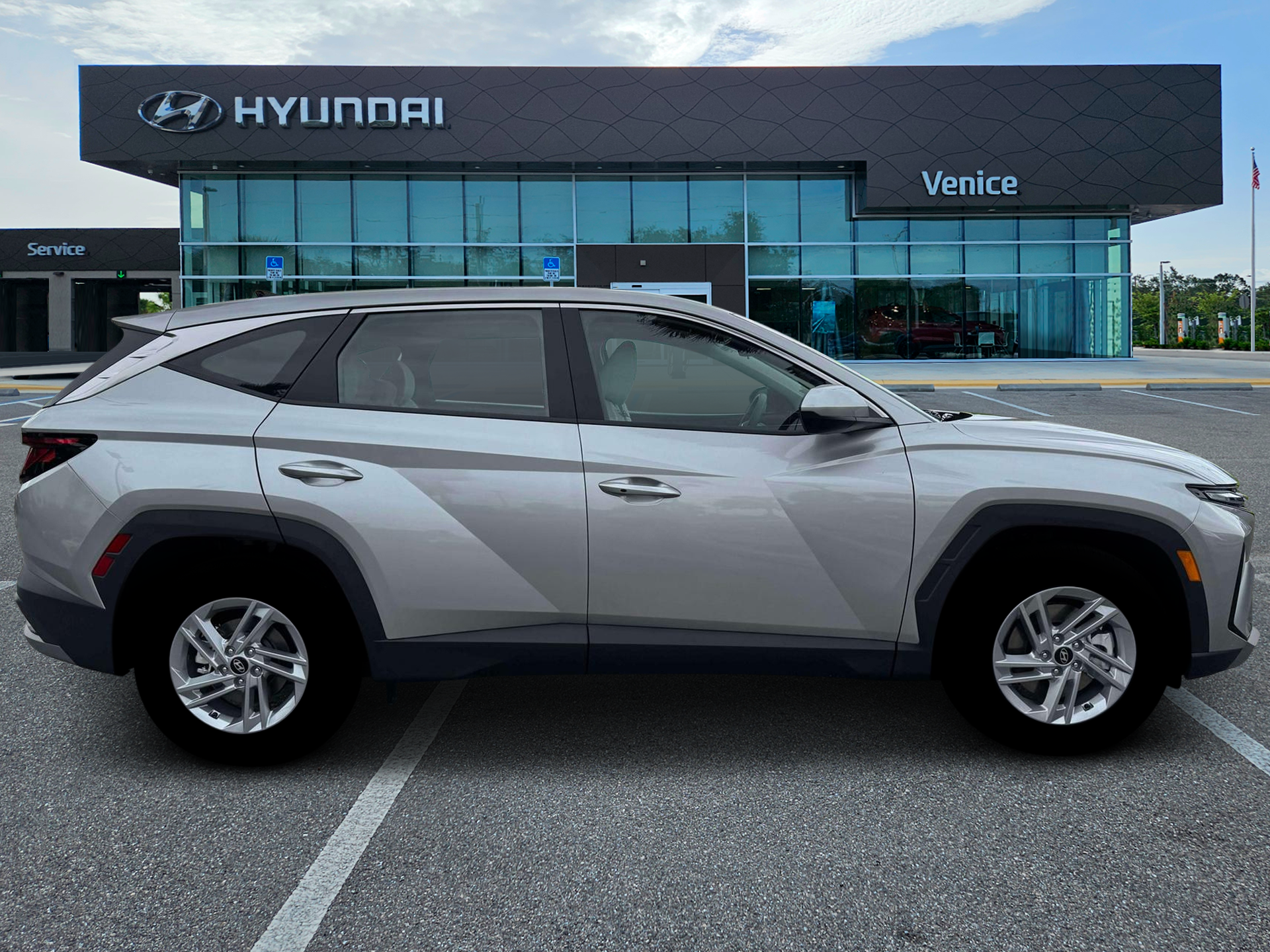 2026 Hyundai Tucson SE FWD