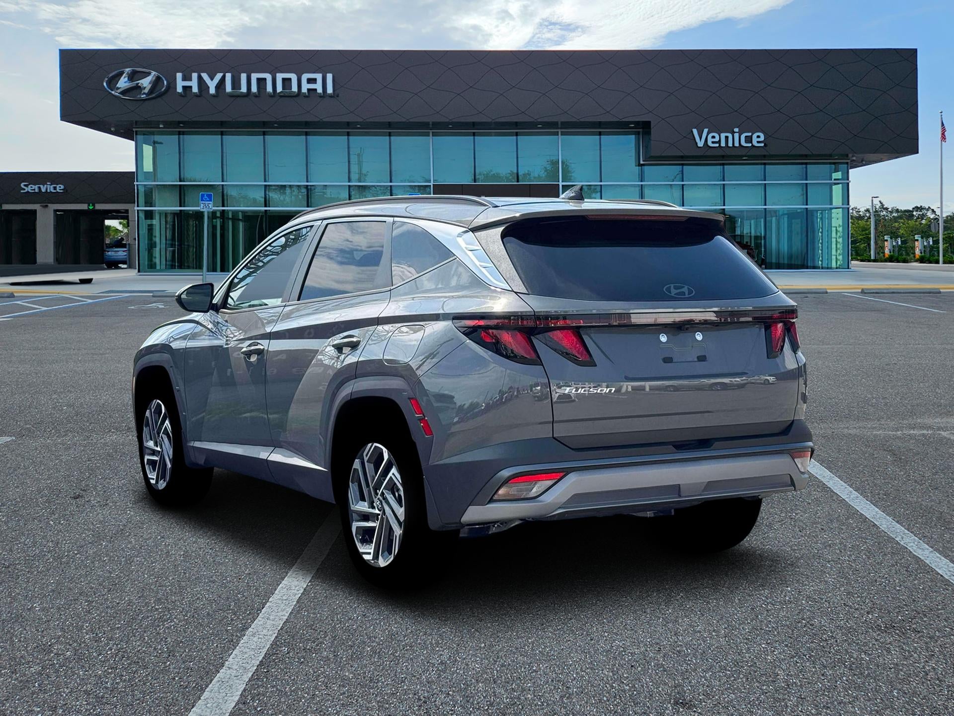 2026 Hyundai Tucson SEL Plus FWD