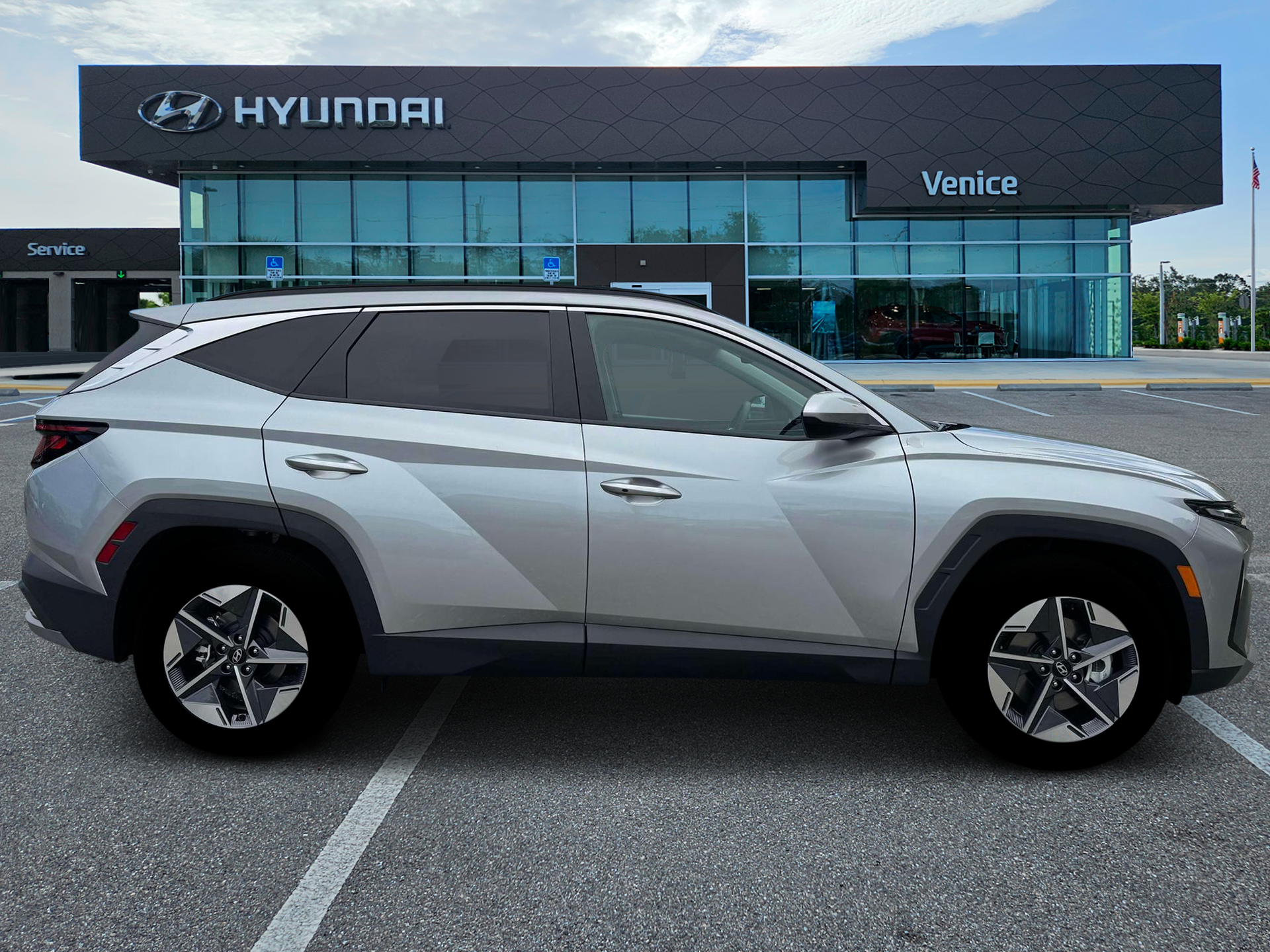 2026 Hyundai Tucson SEL FWD