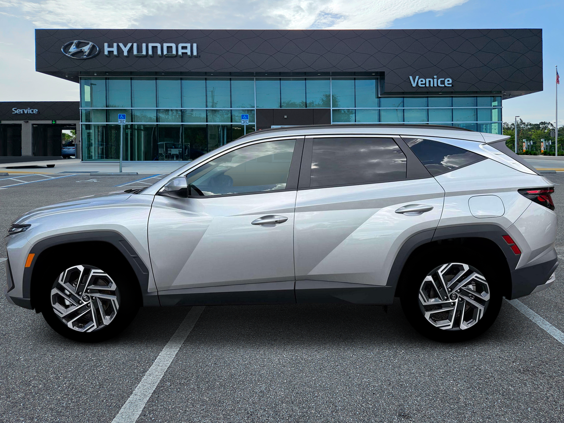 2026 Hyundai Tucson SEL Plus FWD
