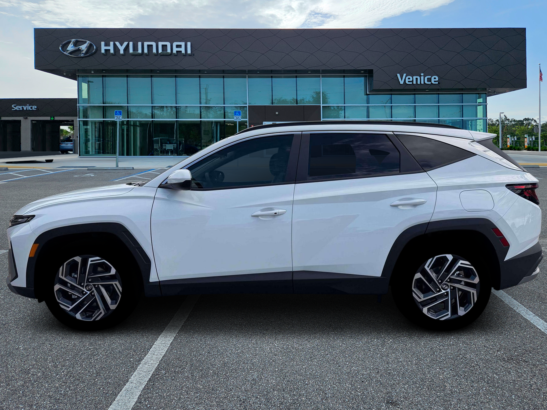 2026 Hyundai Tucson SEL Plus FWD