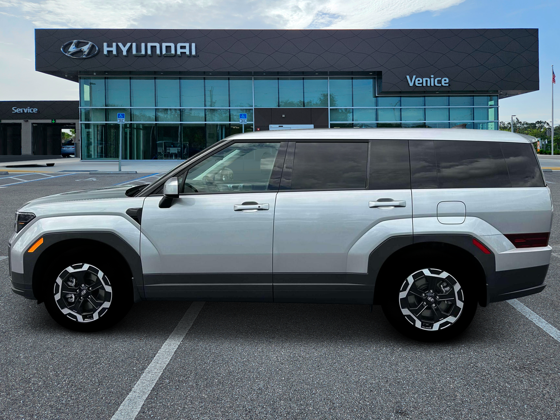 2026 Hyundai Santa Fe SE FWD