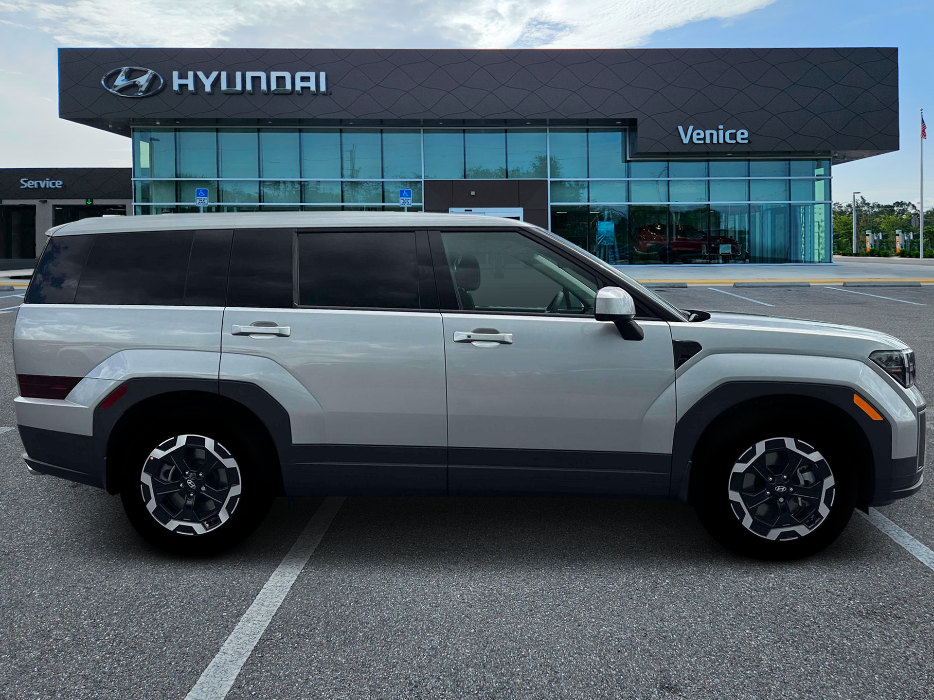 2026 Hyundai Santa Fe SE FWD