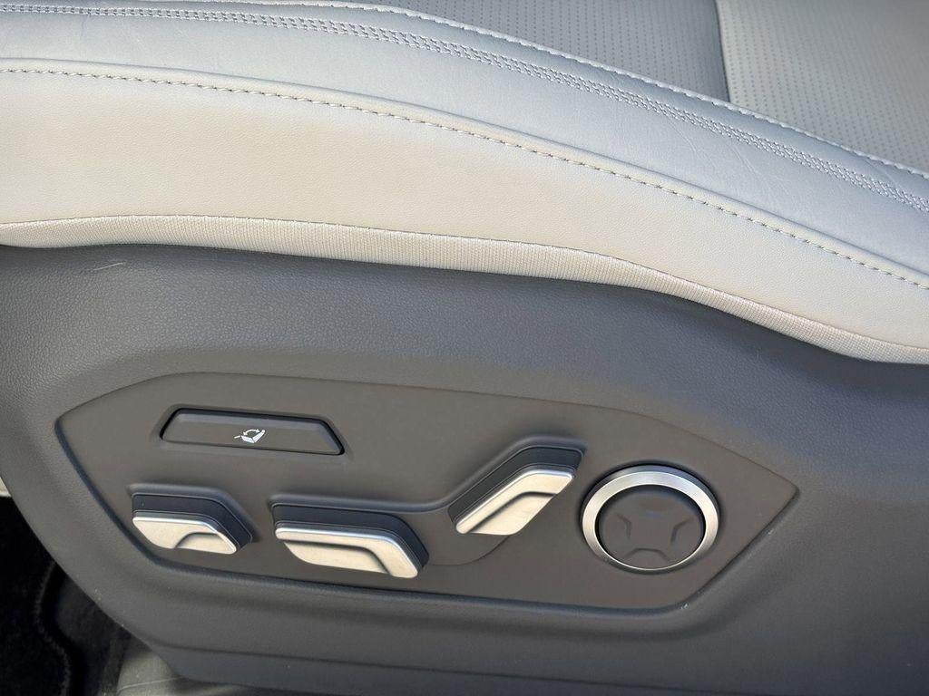 2025 Hyundai Santa Fe Calligraphy FWD