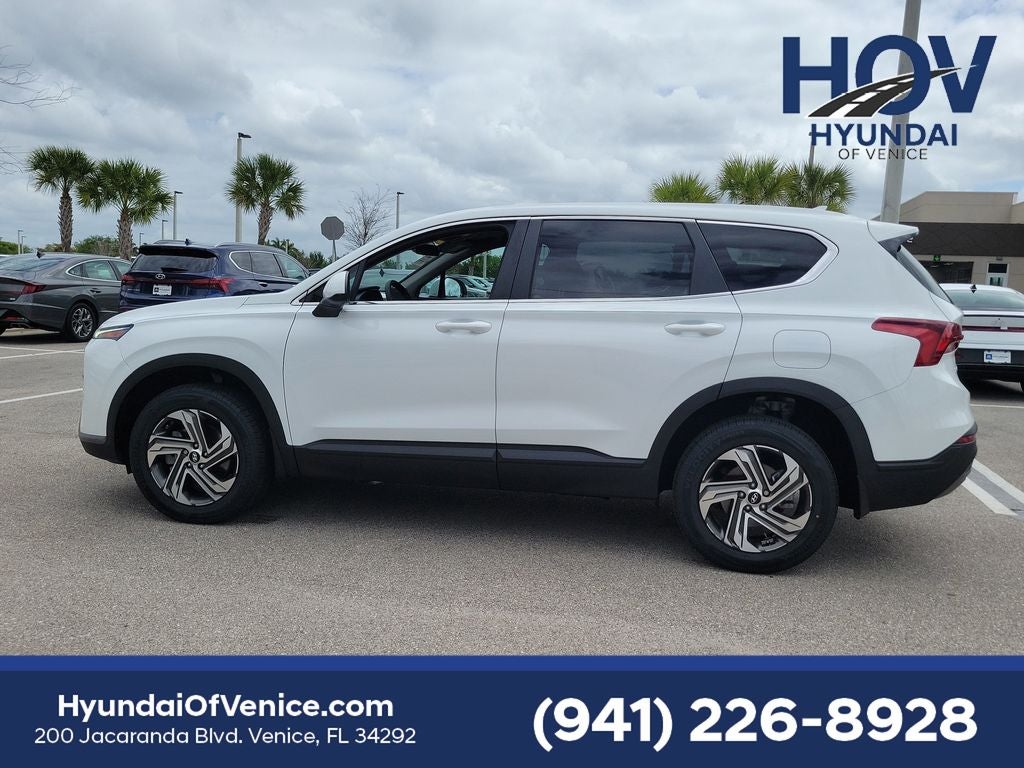 2023 Hyundai Santa Fe SE