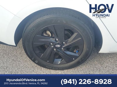 2022 Hyundai Elantra SEL
