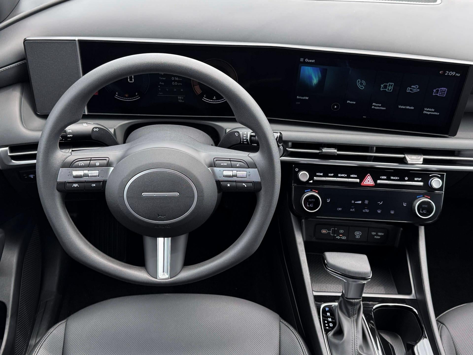 2026 Hyundai Santa Cruz SEL FWD